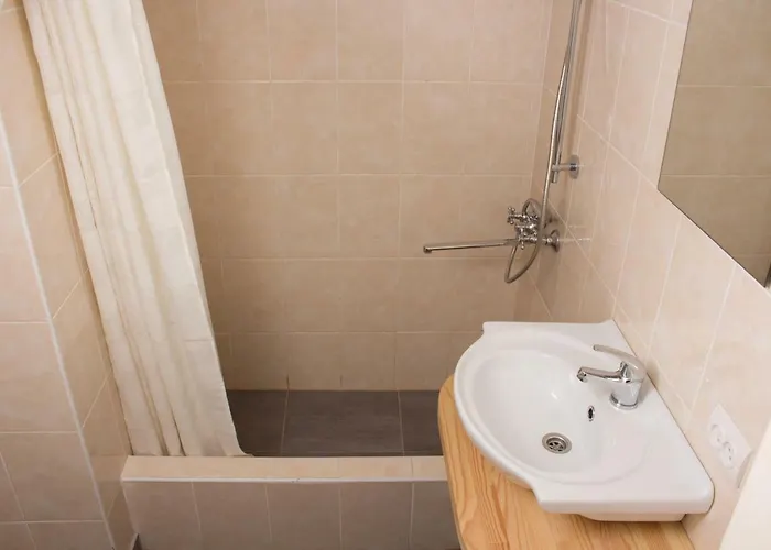 з круглим ліжком, вулиця гоголя 9, в стилі лофт цікавий стиль і комфорт Lwów