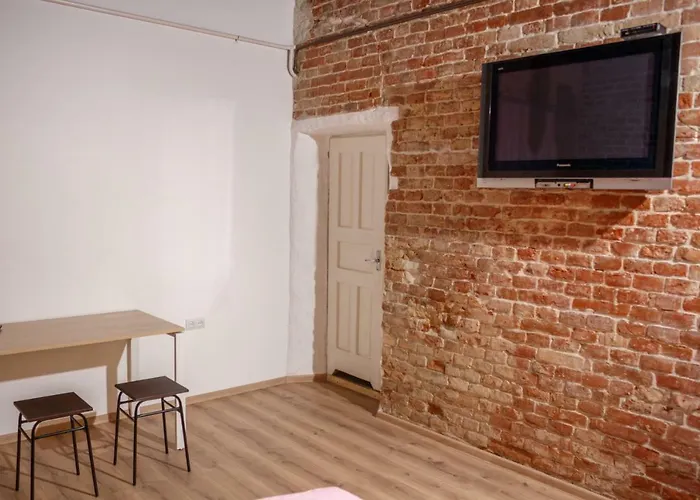 з круглим ліжком, вулиця гоголя 9, в стилі лофт цікавий стиль і комфорт Apartment *