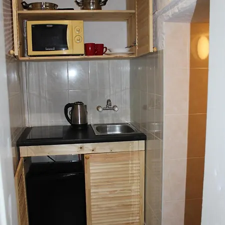 з круглим ліжком, вулиця гоголя 9, в стилі лофт цікавий стиль і комфорт *